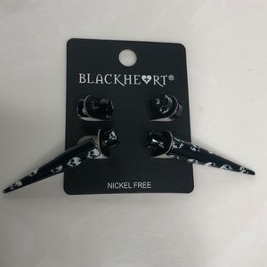 Hot Topic Faux Gauge Skull Earrings